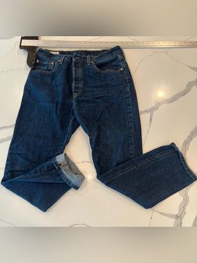Premium Levi's Men's Indigo Blue Straight-Leg Jeans